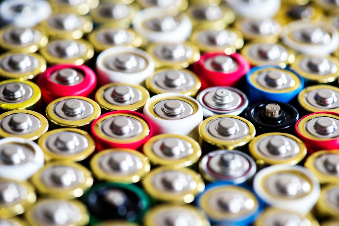 Wholesale rechargeable batteries